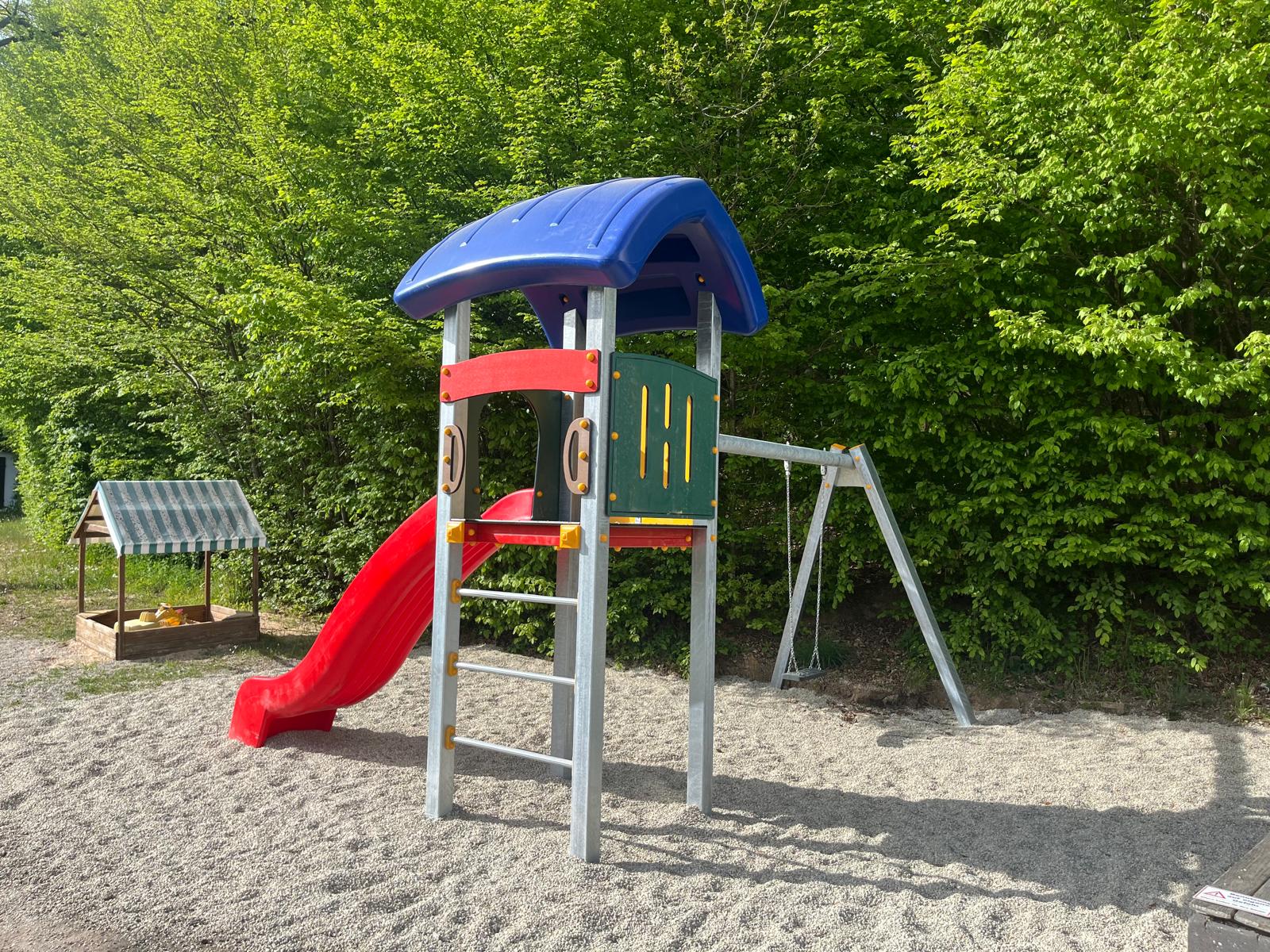 Neue Spielgeräte