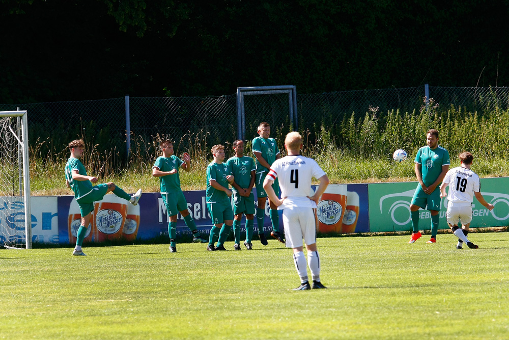 1. Mannschaft vs. SC Kreuz Bayreuth (17.07.2022) - 64