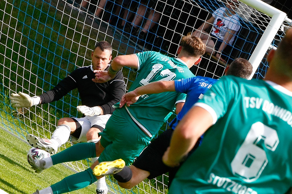 1. Mannschaft vs. TSV Bischofsgrün (24.07.2022) - 41