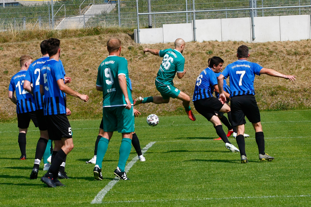 1. Mannschaft vs. TSV Bischofsgrün (24.07.2022) - 48