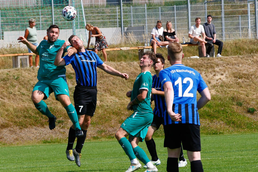 1. Mannschaft vs. TSV Bischofsgrün (24.07.2022) - 58