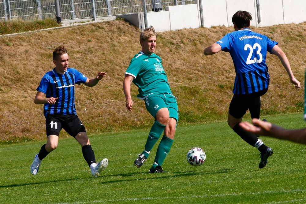 1. Mannschaft vs. TSV Bischofsgrün (24.07.2022) - 75