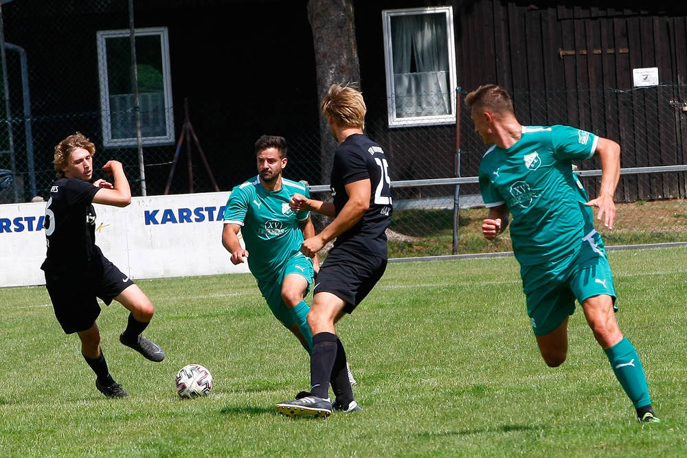 1. Mannschaft vs. TSV 1909 Obernsees (31.07.2022) - 28
