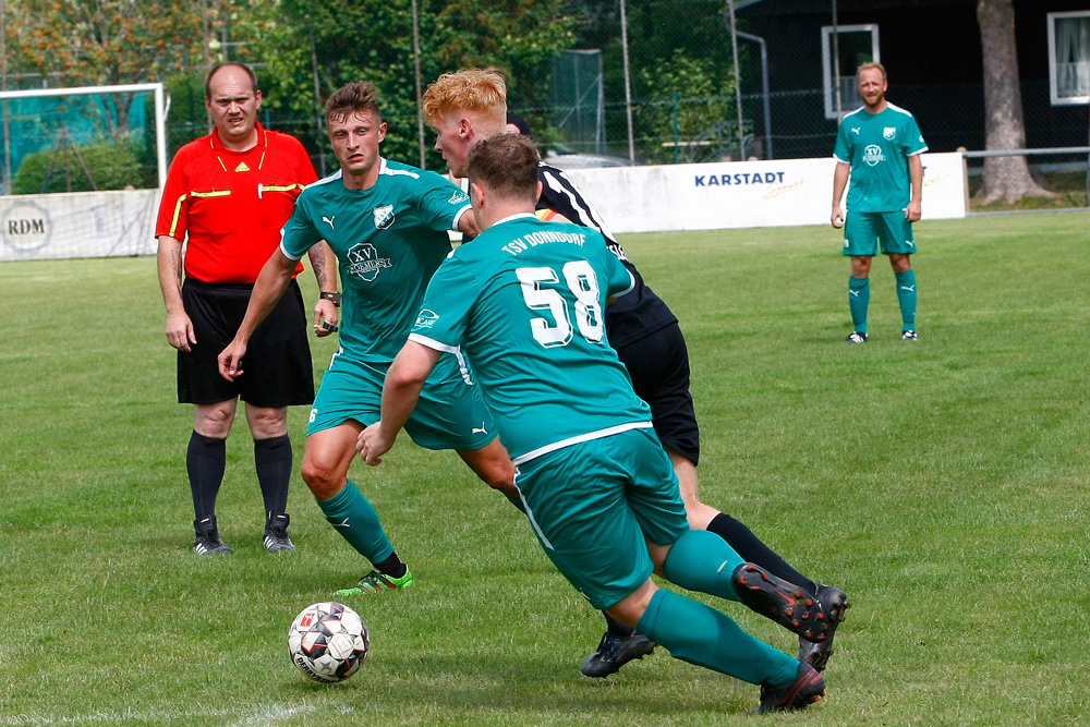 1. Mannschaft vs. TSV 1909 Obernsees (31.07.2022) - 32