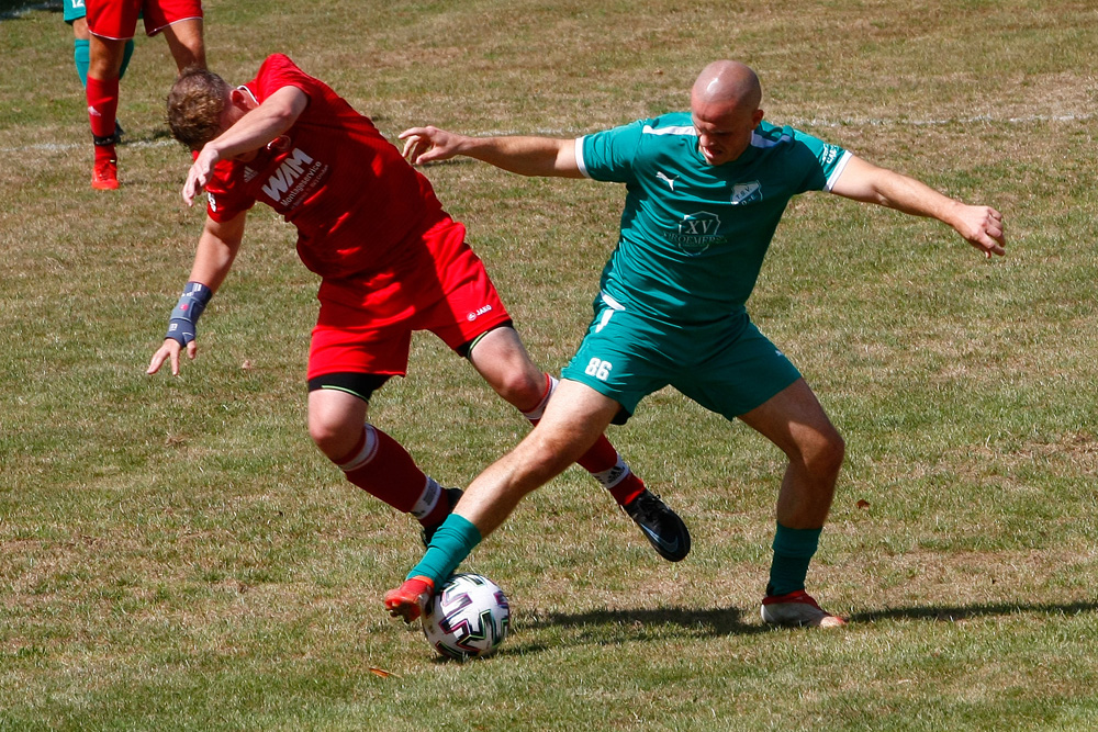 1. Mannschaft vs. TSV Engelmannsreuth (21.08.2022) - 9