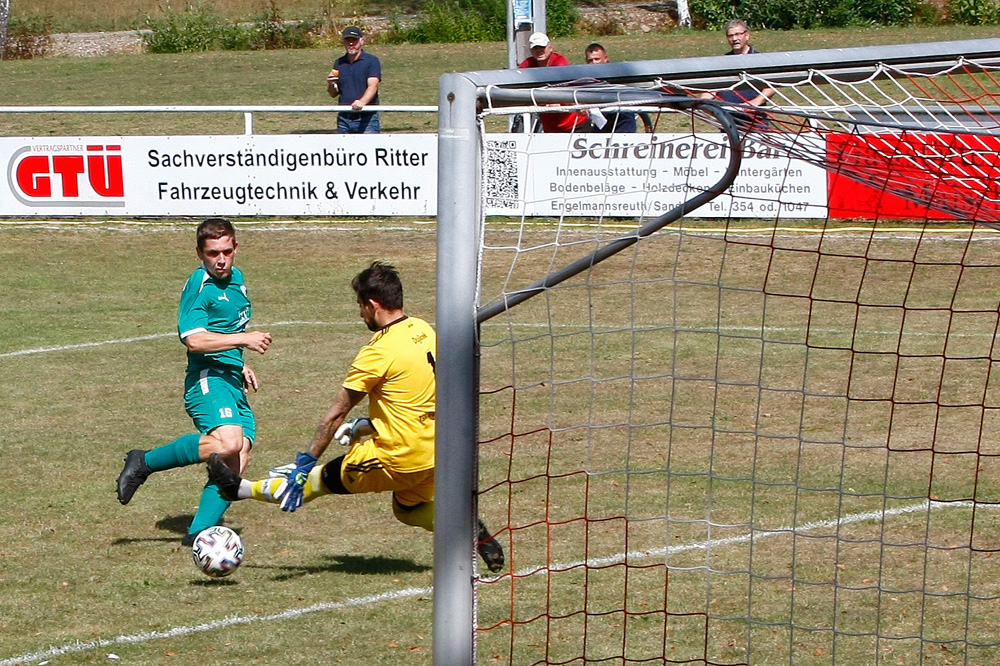 1. Mannschaft vs. TSV Engelmannsreuth (21.08.2022) - 18