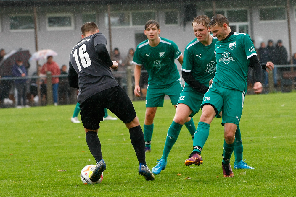1. Mannschaft vs. SV Seybothenreuth (18.09.2022) - 40
