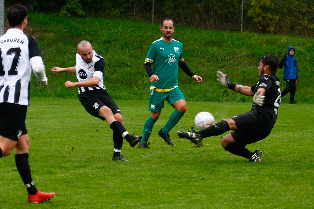 2. Mannschaft vs. (SG1) 1. FC Creußen II / FSV Schnabelwaid II (01.10.2022) - 7
