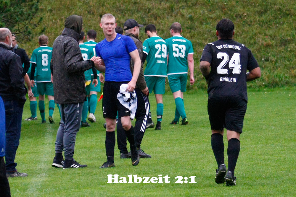 2. Mannschaft vs. (SG1) 1. FC Creußen II / FSV Schnabelwaid II (01.10.2022) - 10