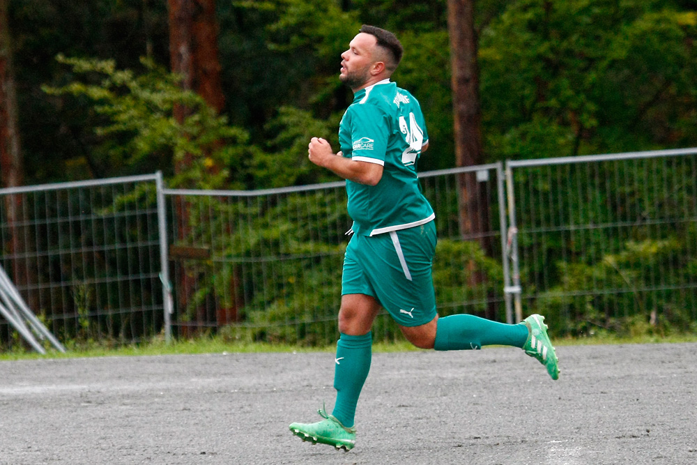 1. Mannschaft vs. TSV Bindlach (02.10.2022) - 12