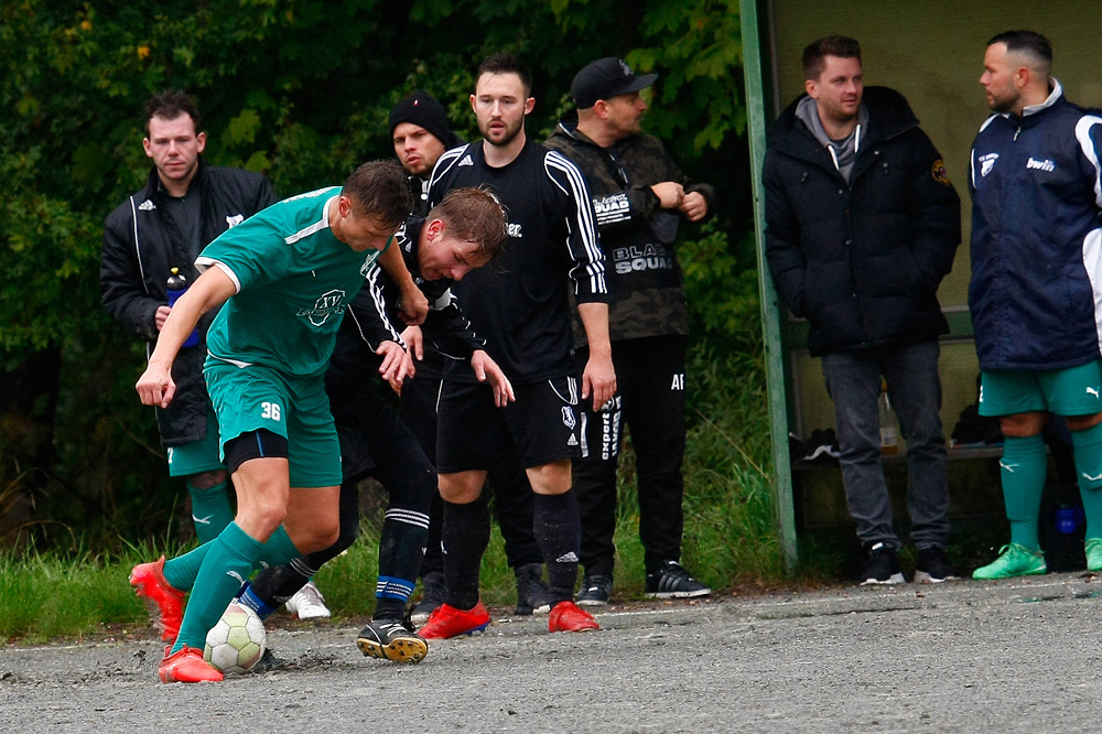 1. Mannschaft vs. TSV Bindlach (02.10.2022) - 52