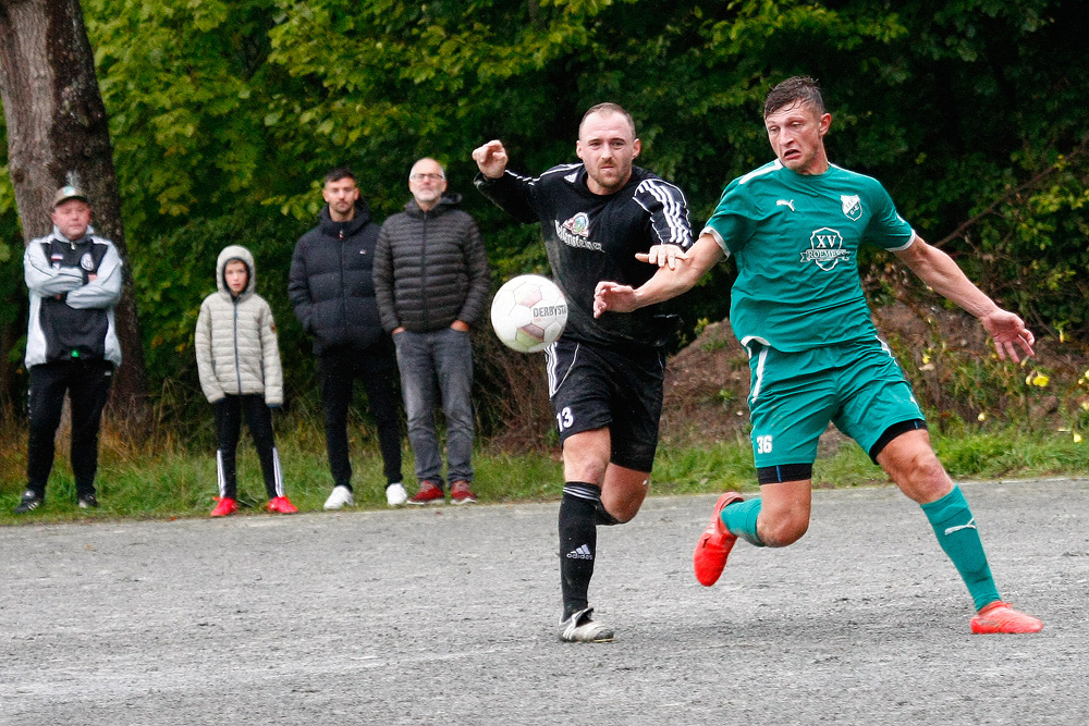 1. Mannschaft vs. TSV Bindlach (02.10.2022) - 64