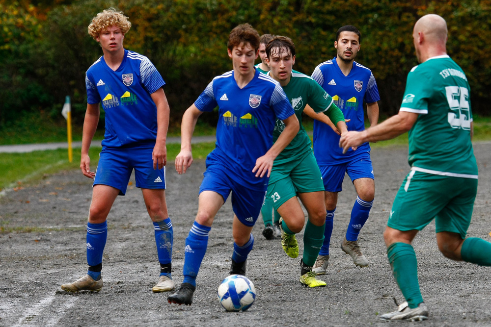 2. Mannschaft vs. Sportring Bayreuth II (16.10.2022) - 38