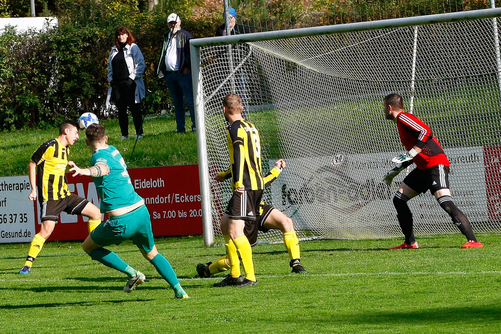 1. Mannschaft vs. SV Kirchahorn (16.10.2022) - 12