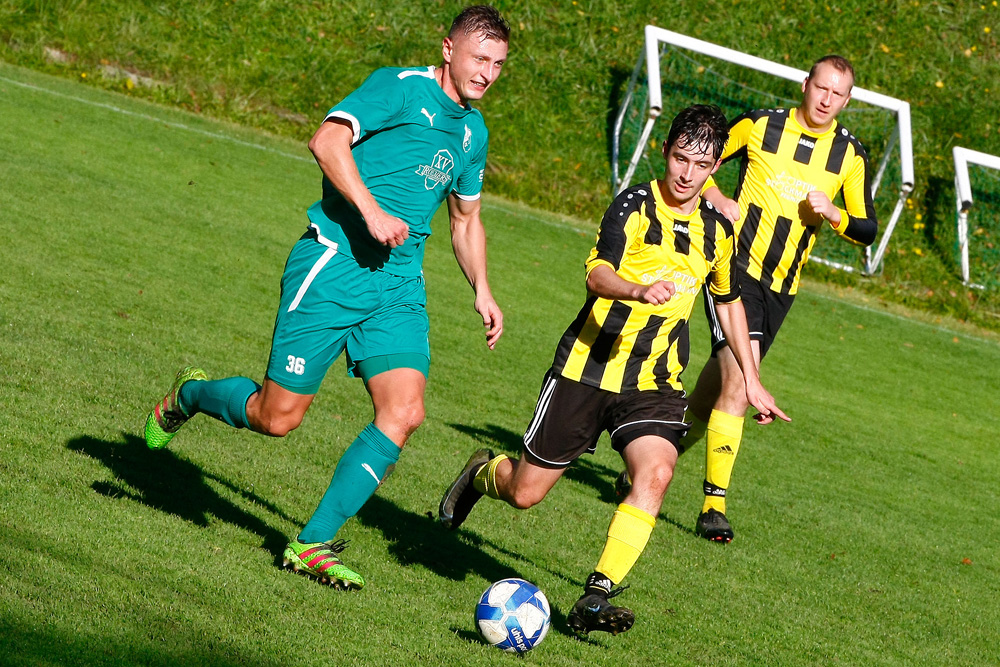 1. Mannschaft vs. SV Kirchahorn (16.10.2022) - 24