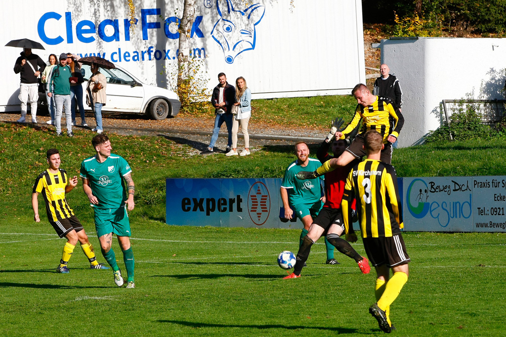 1. Mannschaft vs. SV Kirchahorn (16.10.2022) - 35