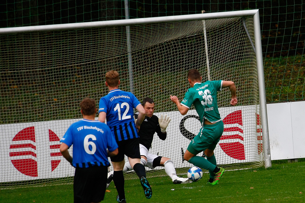 1. Mannschaft vs. TSV Bischofsgrün (23.10.2022) - 11