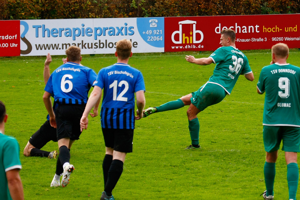 1. Mannschaft vs. TSV Bischofsgrün (23.10.2022) - 58