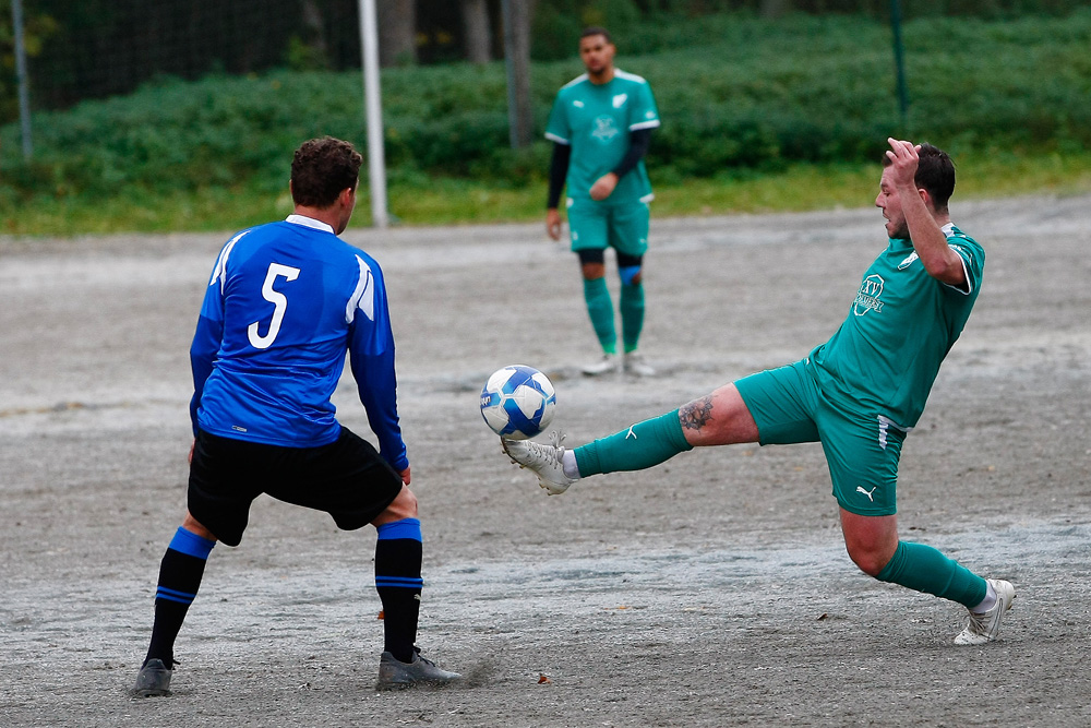1. Mannschaft vs. TSV 1909 Obernsees (06.11.2022) - 38
