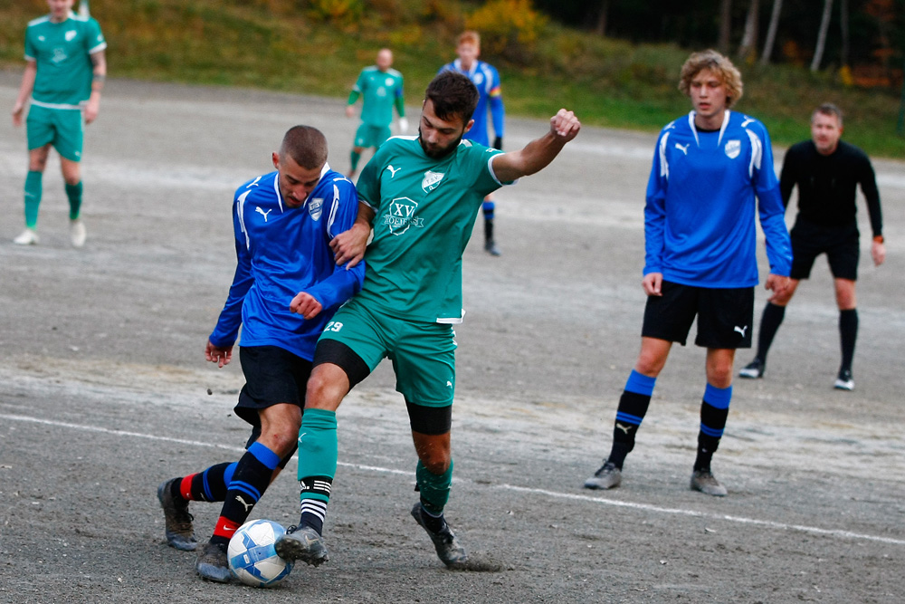 1. Mannschaft vs. TSV 1909 Obernsees (06.11.2022) - 48