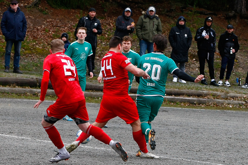 1. Mannschaft vs. TSV Engelmannsreuth (02.04.2023) - 18