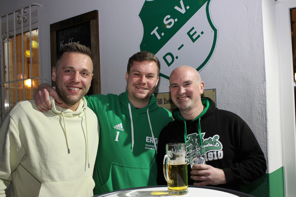 Traditionelles Preisschafkopf im TSV-Sportheim am Gründonnerstag 2023 - 21