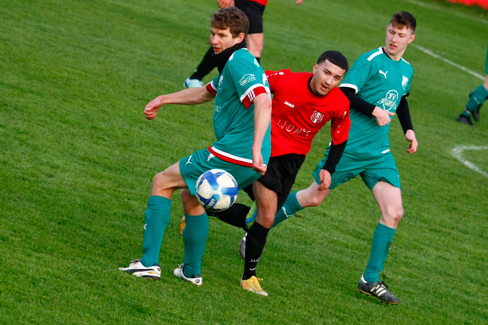 2. Mannschaft vs. FSV Bayreuth II (20.04.2023) - 43