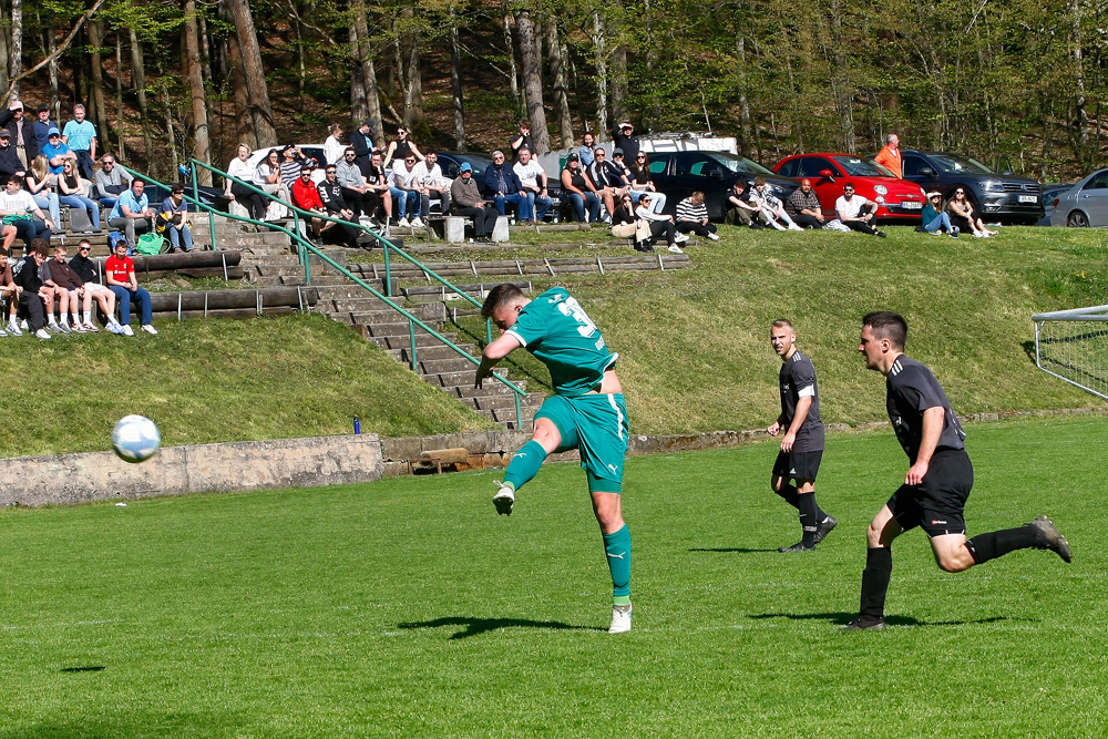 1. Mannschaft vs. SV Seybothenreuth (30.04.2023) - 52