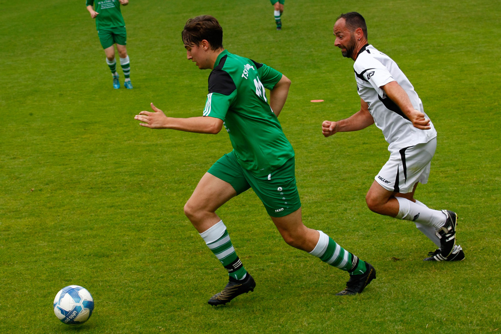 TSV Sportplatzkerwa 2023 - Gaudispiel - Konnix Eckersdorf : Trifftnix Donndorf -  9:4 - 27