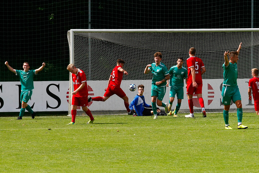 1. Mannschaft vs. SV 1921 Heinersreuth (23.07.2023) - 37