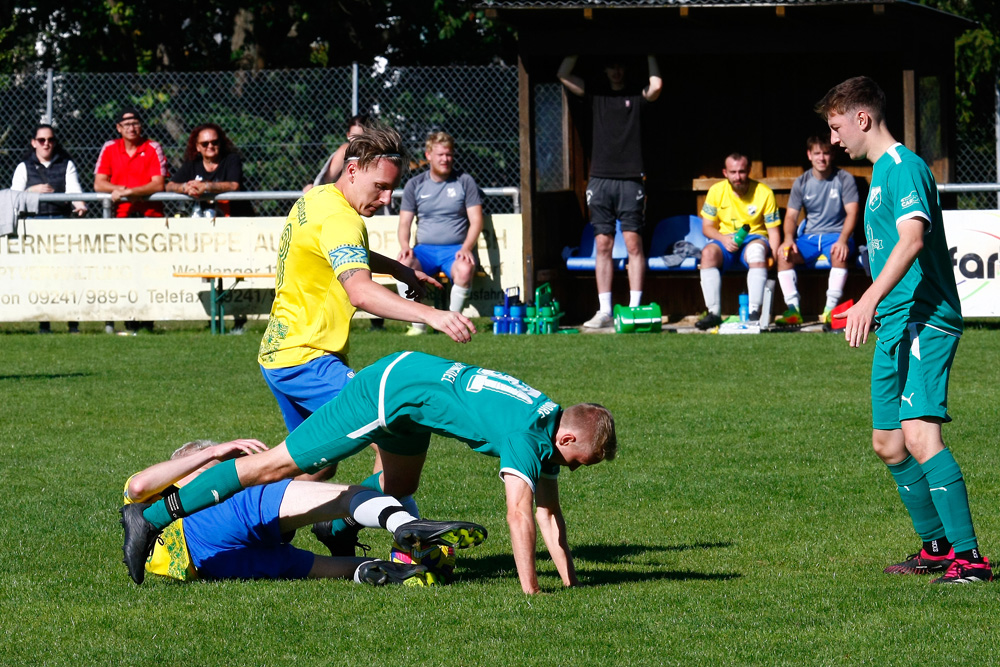 2. Mannschaft vs. 1. FC Creußen II (01.10.2023) - 24