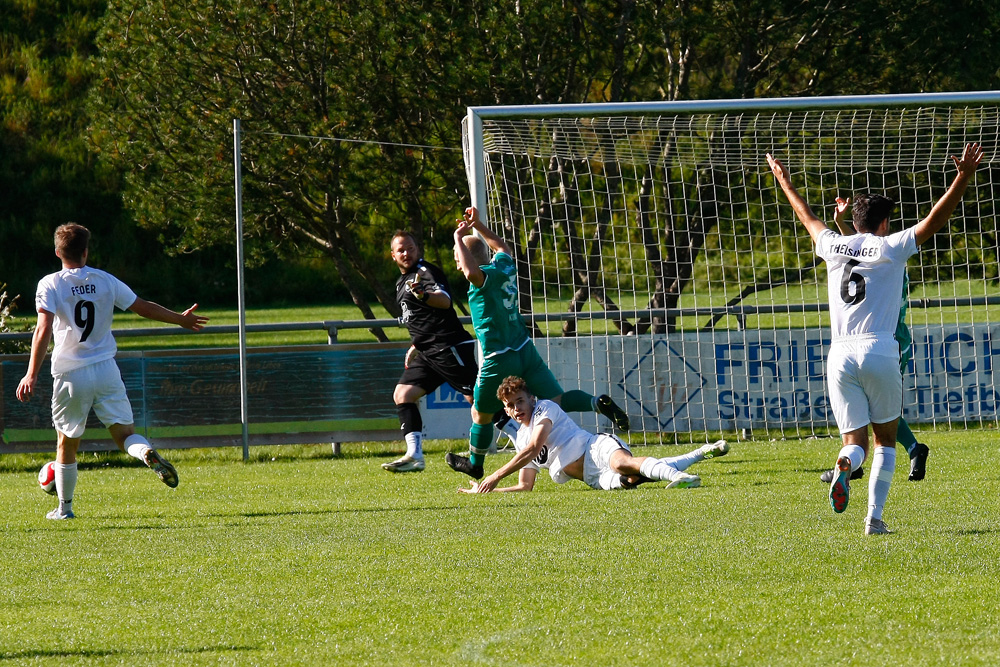 1. Mannschaft vs. 1. FC Creußen (01.10.2023) - 12