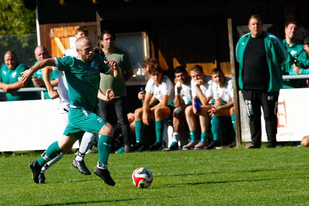 1. Mannschaft vs. 1. FC Creußen (01.10.2023) - 21