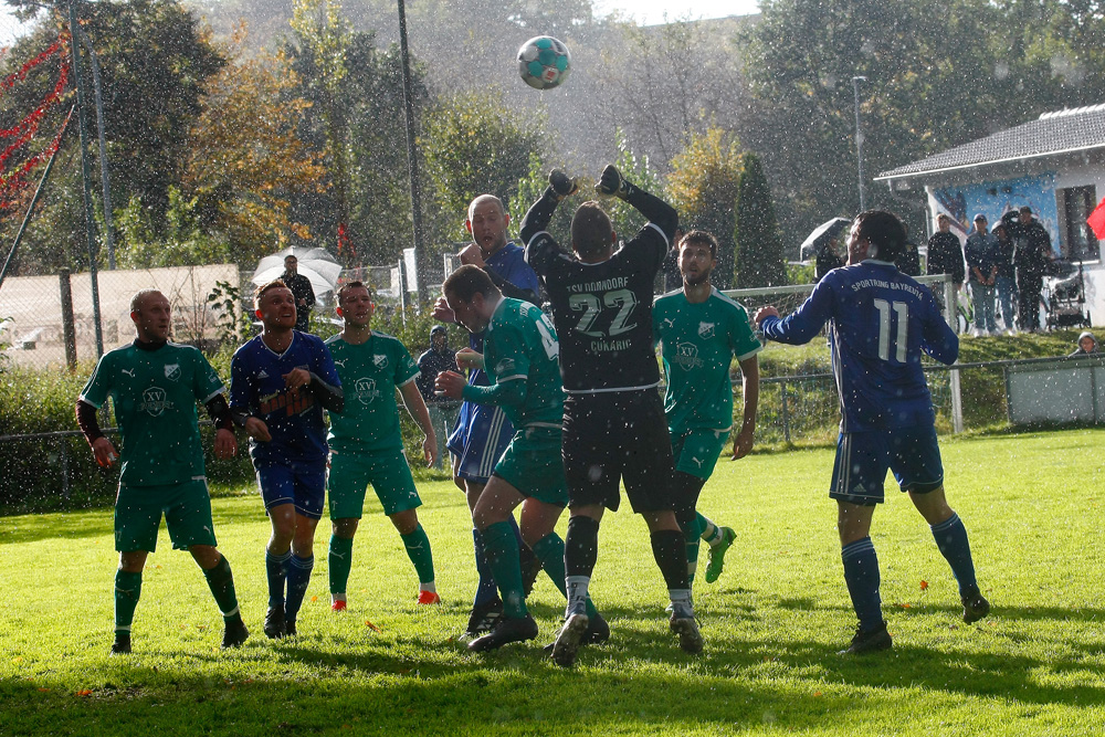 1. Mannschaft vs. Sportring Bayreuth (15.10.2023) - 53