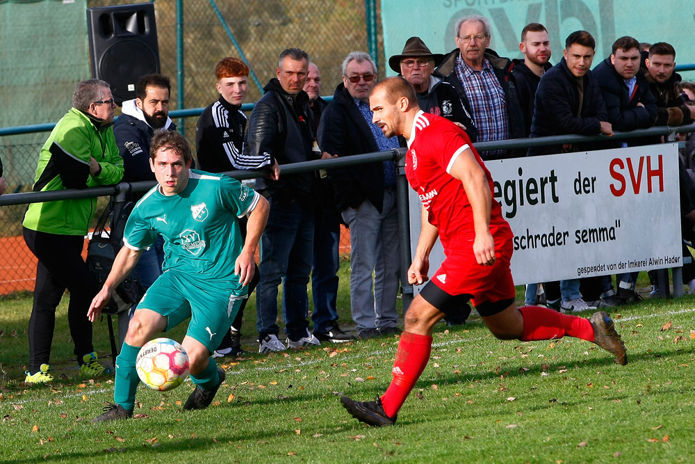 1. Mannschaft vs. SV 1921 Heinersreuth (01.11.2023) - 44