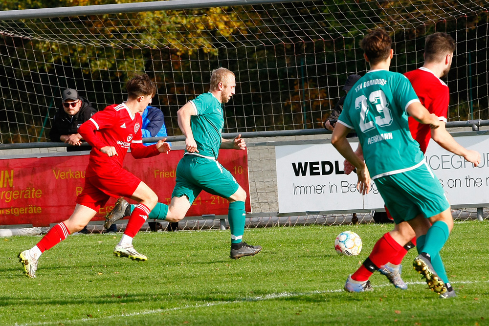 1. Mannschaft vs. SV 1921 Heinersreuth (01.11.2023) - 47