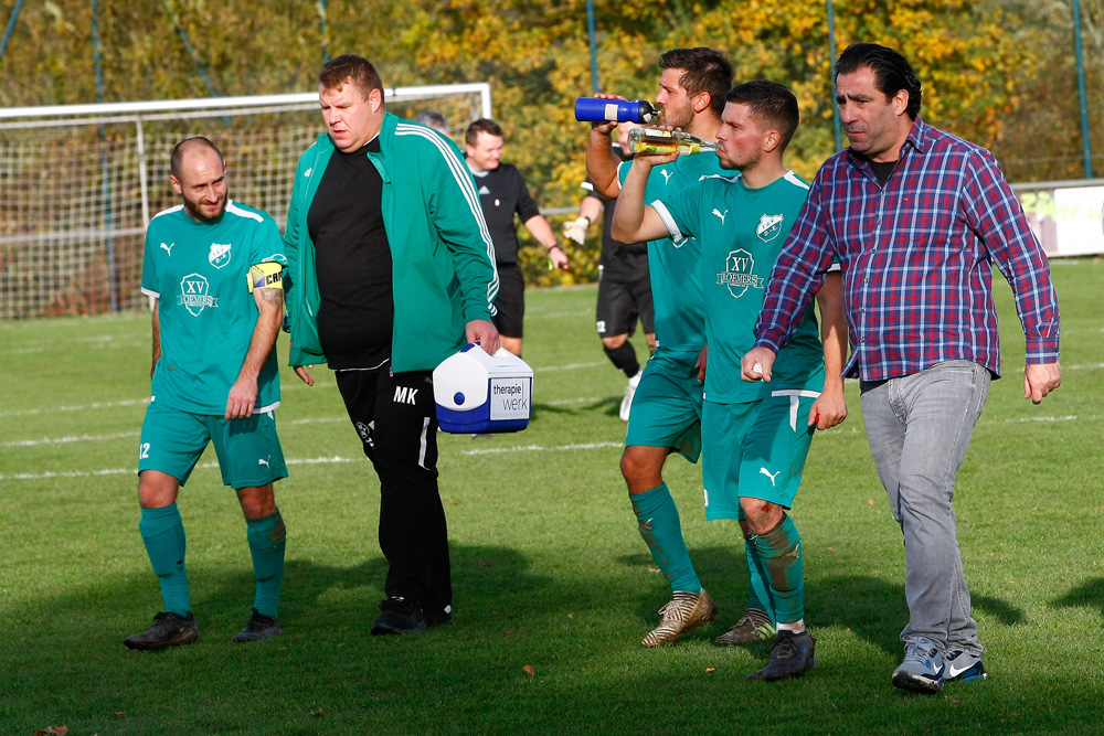 1. Mannschaft vs. SV 1921 Heinersreuth (01.11.2023) - 50