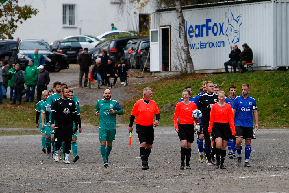 1. Mannschaft vs. FSV Schnabelwaid (04.11.2023) - 2