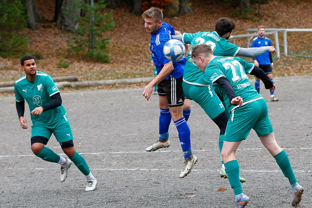 1. Mannschaft vs. FSV Schnabelwaid (04.11.2023) - 9
