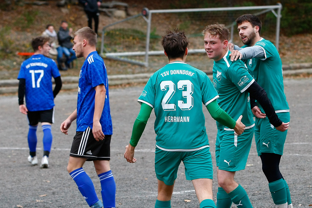 1. Mannschaft vs. FSV Schnabelwaid (04.11.2023) - 11