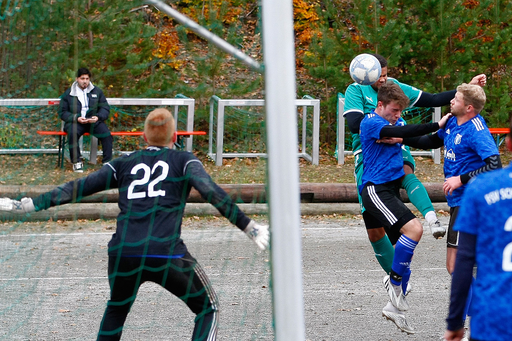 1. Mannschaft vs. FSV Schnabelwaid (04.11.2023) - 20