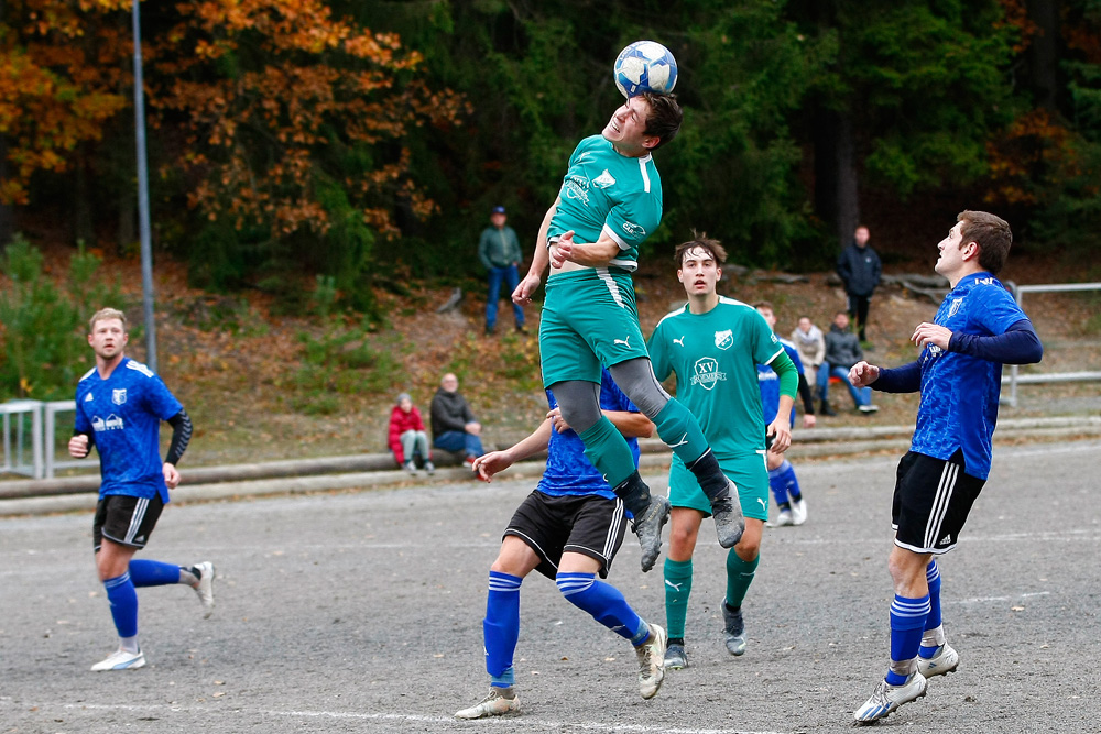 1. Mannschaft vs. FSV Schnabelwaid (04.11.2023) - 25