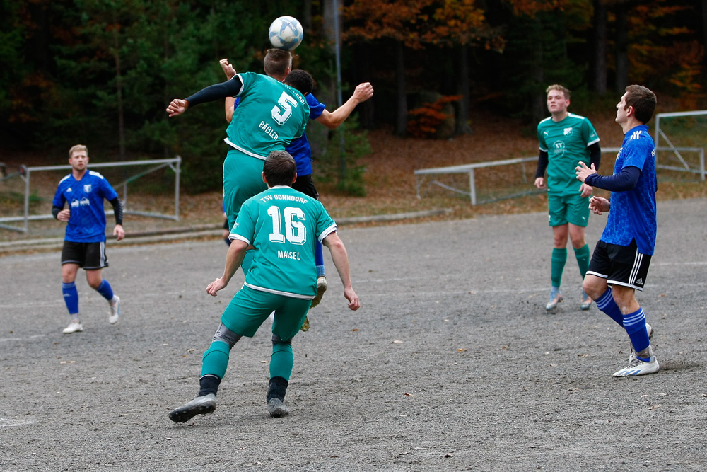 1. Mannschaft vs. FSV Schnabelwaid (04.11.2023) - 36