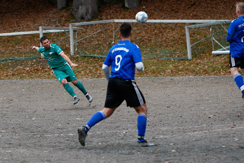 1. Mannschaft vs. FSV Schnabelwaid (04.11.2023) - 45