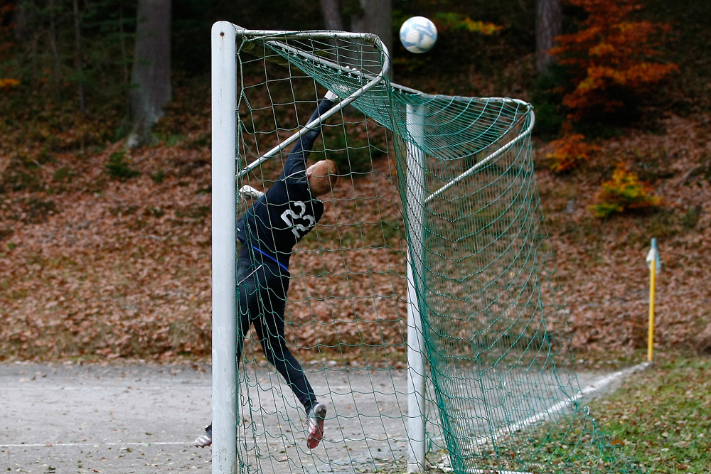 1. Mannschaft vs. FSV Schnabelwaid (04.11.2023) - 46