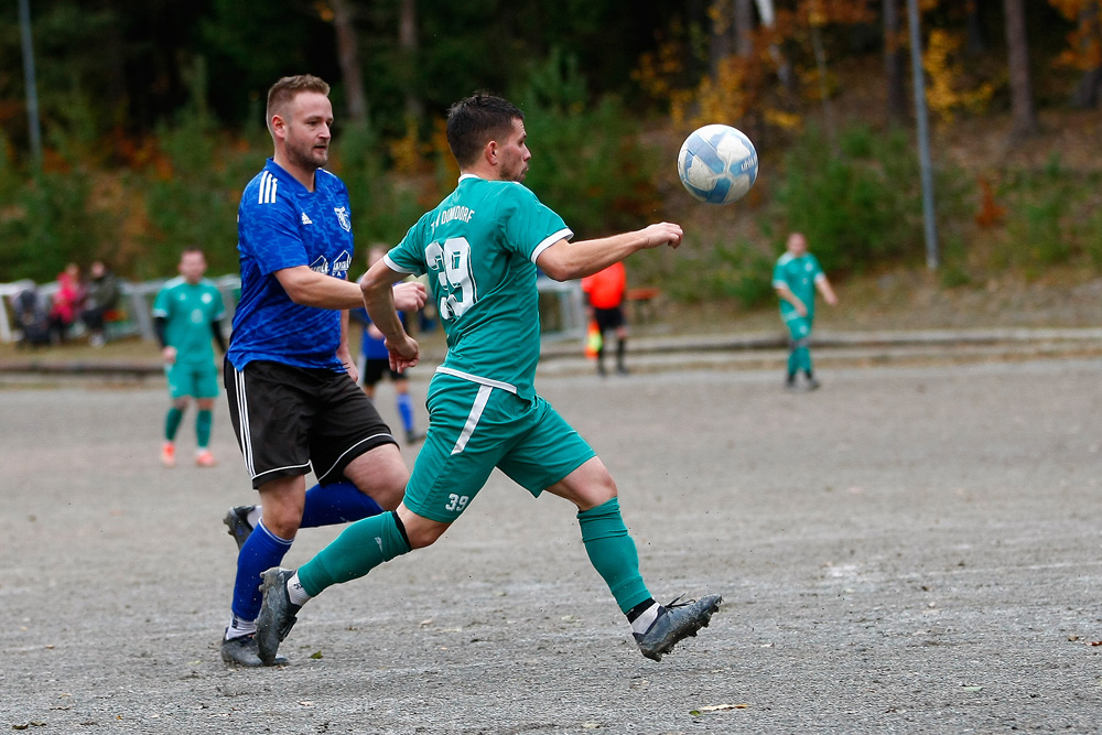 1. Mannschaft vs. FSV Schnabelwaid (04.11.2023) - 49