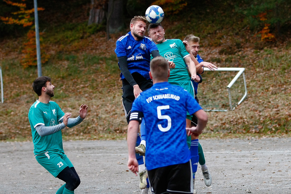 1. Mannschaft vs. FSV Schnabelwaid (04.11.2023) - 55