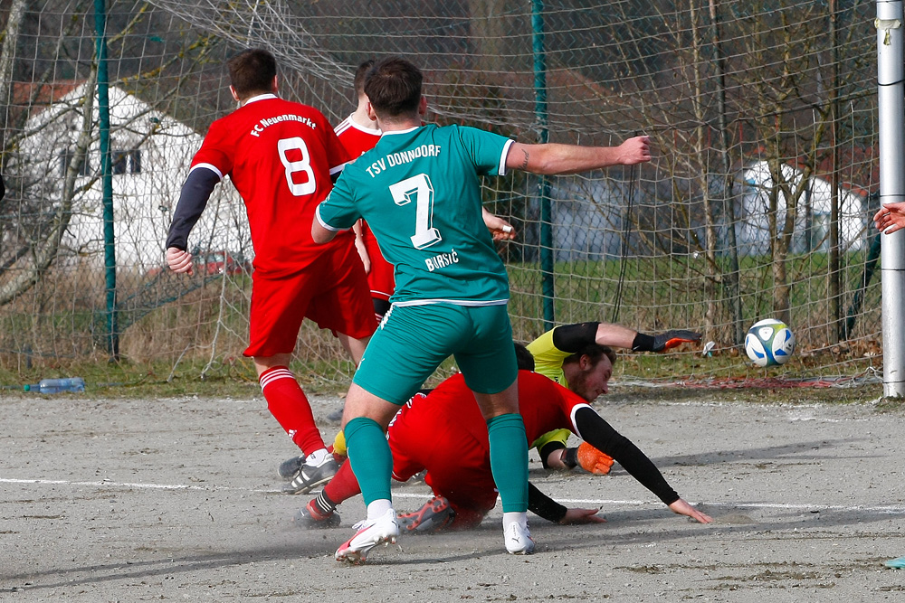 1. Mannschaft vs. FC Neuenmarkt (03.03.2024) - 16