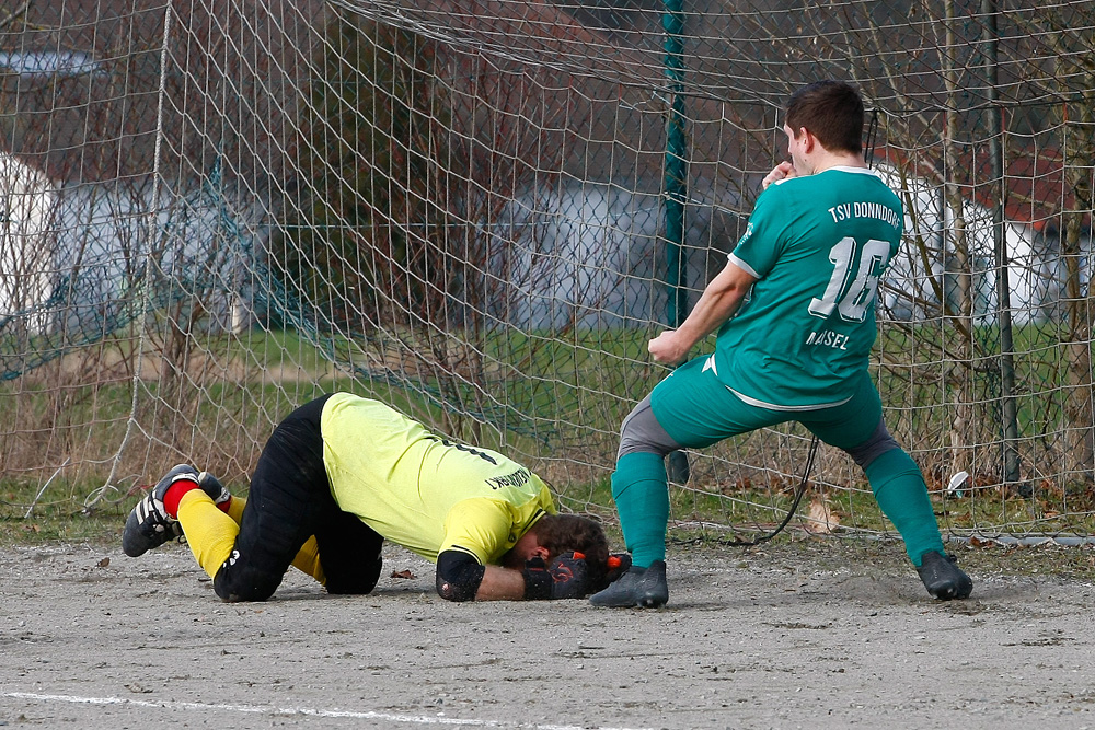 1. Mannschaft vs. FC Neuenmarkt (03.03.2024) - 36