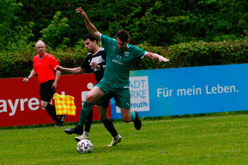 1. Mannschaft vs. TSV Neudrossenfeld II (02.05.2024) - 54